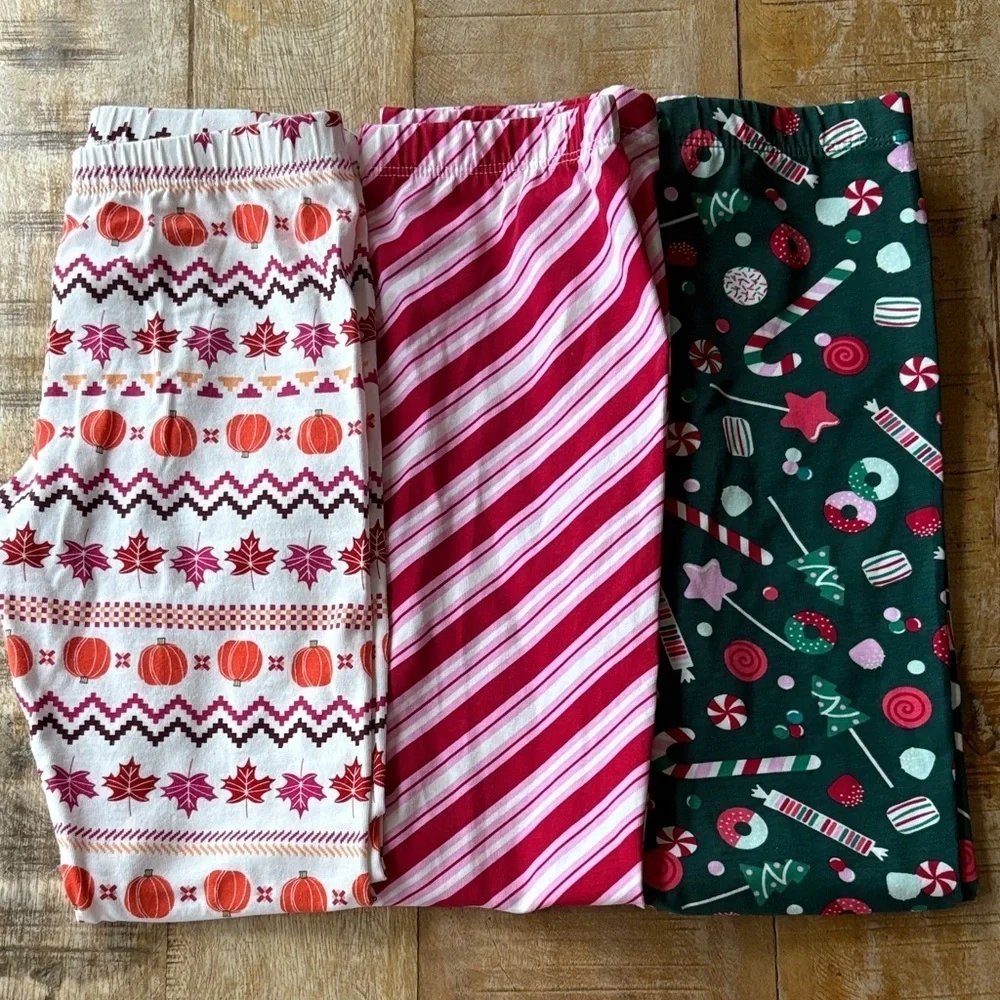 NWT/NWOT Children’s Place holiday leggings size M(7/8)